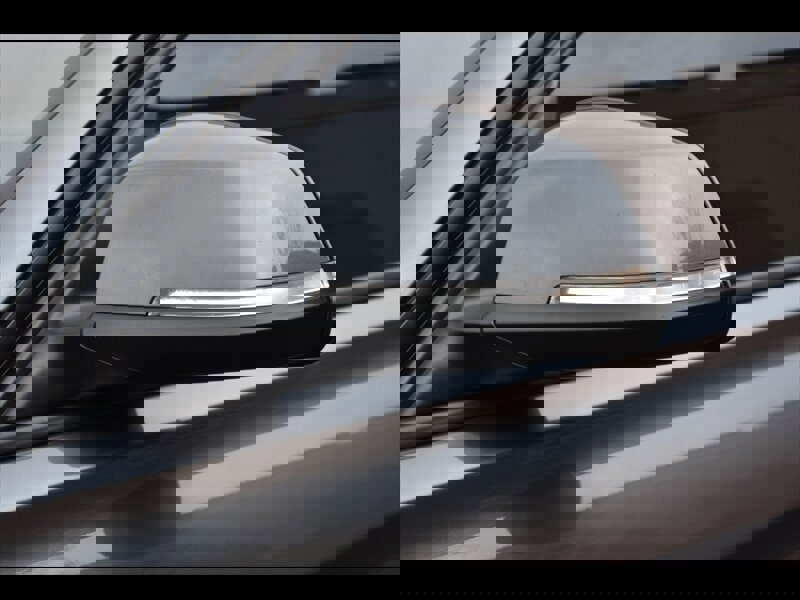 Used 2016 BMW 320i Sedan w/ Sport Package image 48