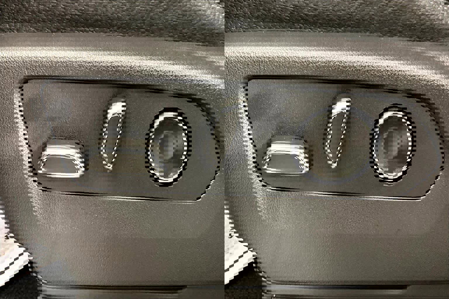 Used 2026 GMC Yukon Denali w/ Sun & Power Step Package image 34