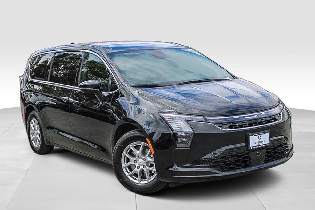 New 2027 Chrysler Pacifica Select FWD image 2