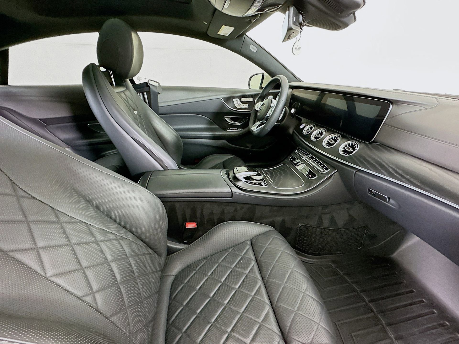 Used 2019 Mercedes-Benz E 450 Coupe image 31