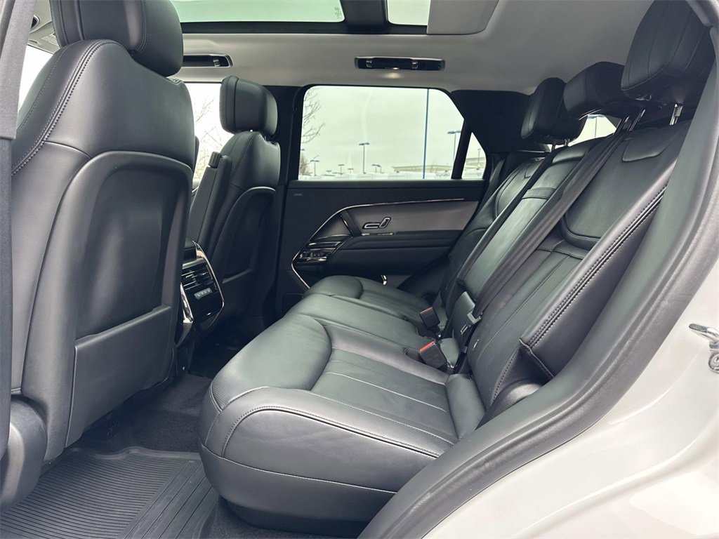Used 2024 Land Rover Range Rover Sport Dynamic SE image 13