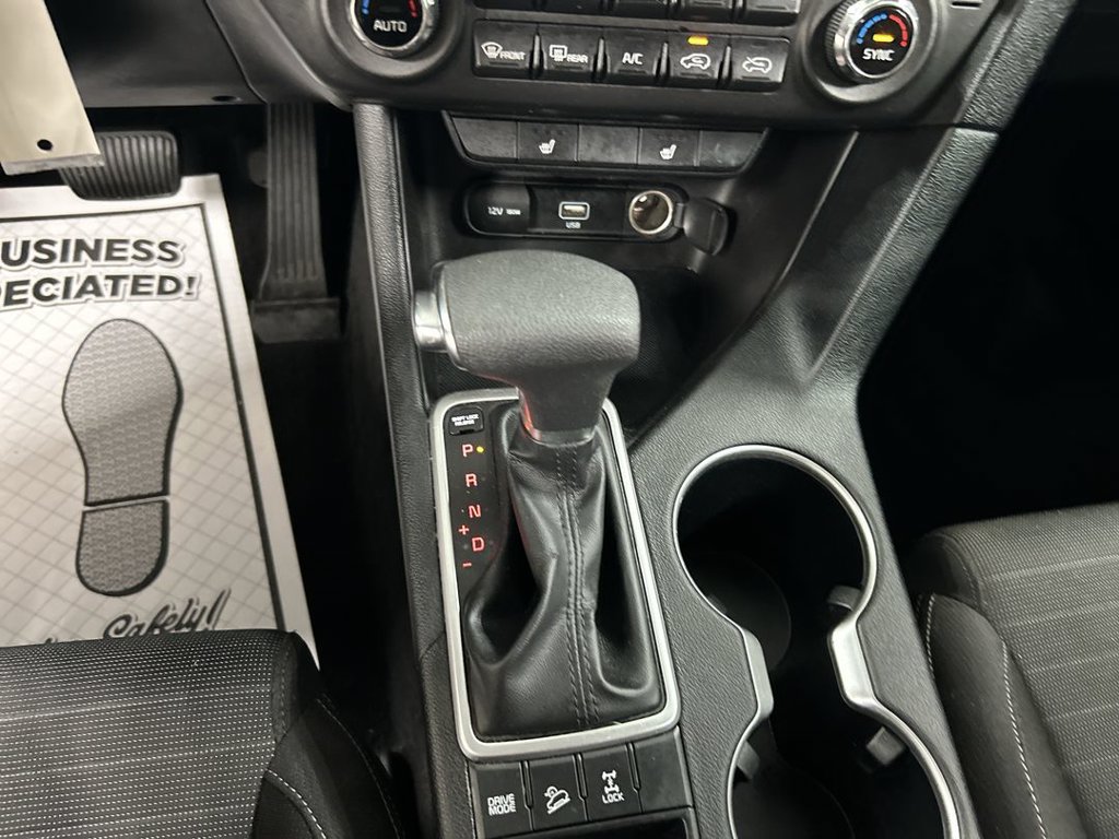 Used 2020 Kia Sportage LX w/ LX Popular Package AWD/4WD image 17