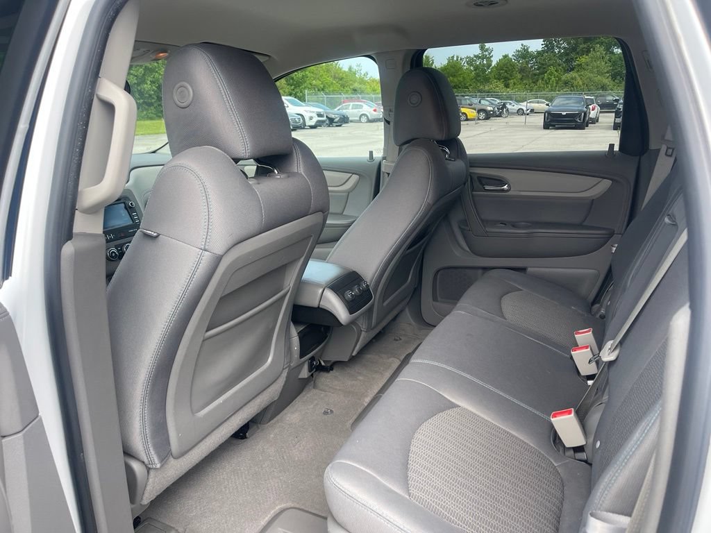 Used 2017 Chevrolet Traverse LS FWD image 15