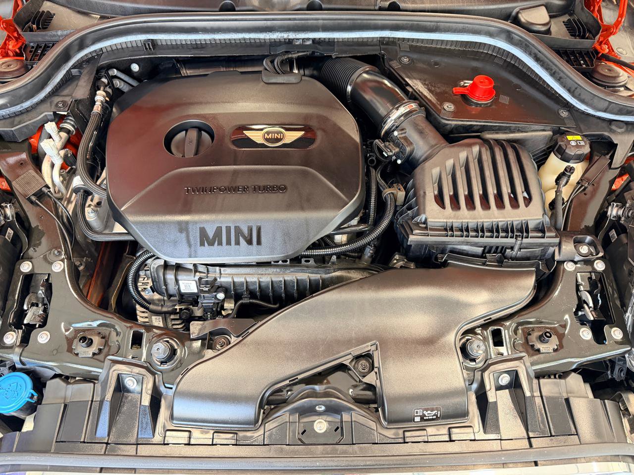 Used 2019 MINI Cooper 4-Door Hardtop image 38