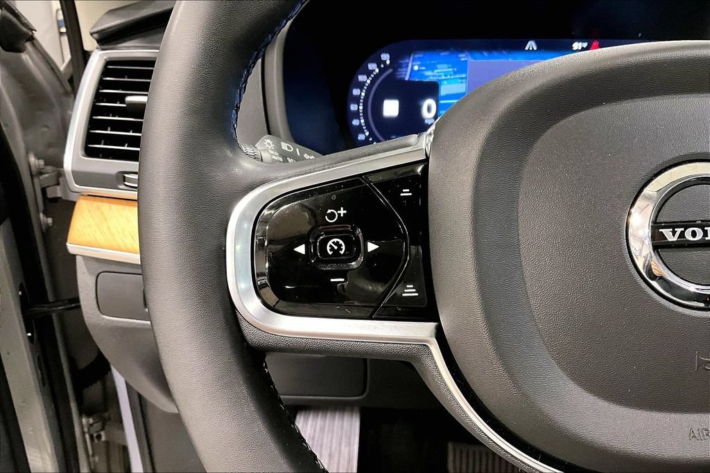 Certified 2023 Volvo XC90 B6 Core w/ Protection Package Premier AWD/4WD image 11