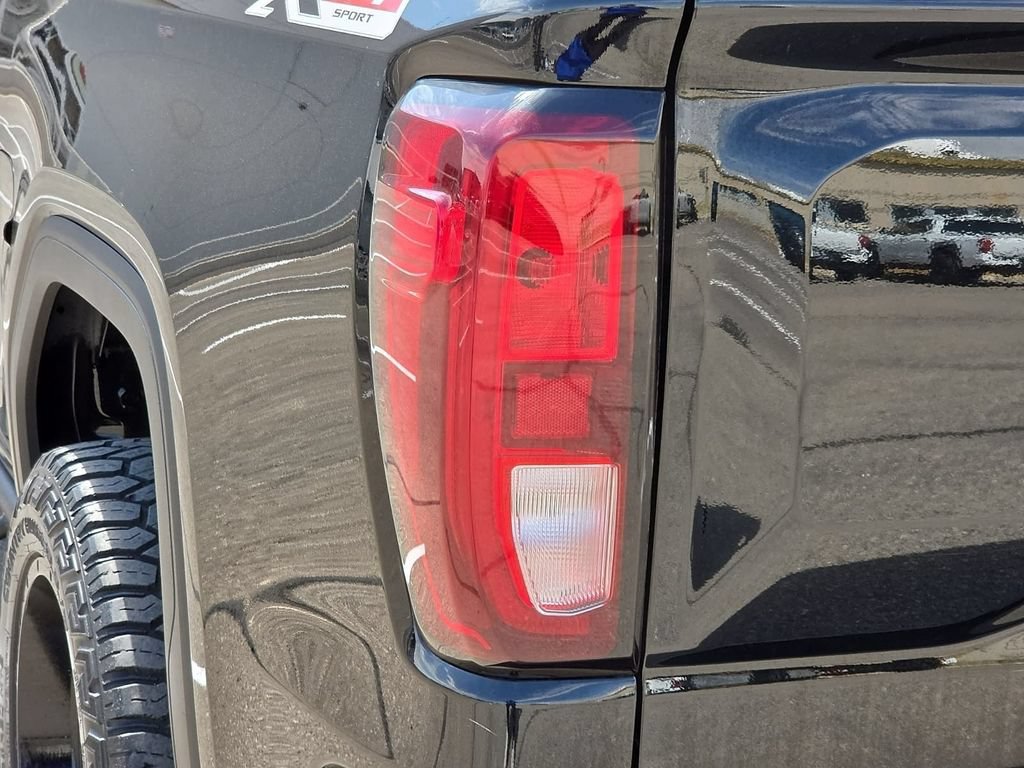 Used 2025 GMC Sierra 1500 Elevation RWD image 12