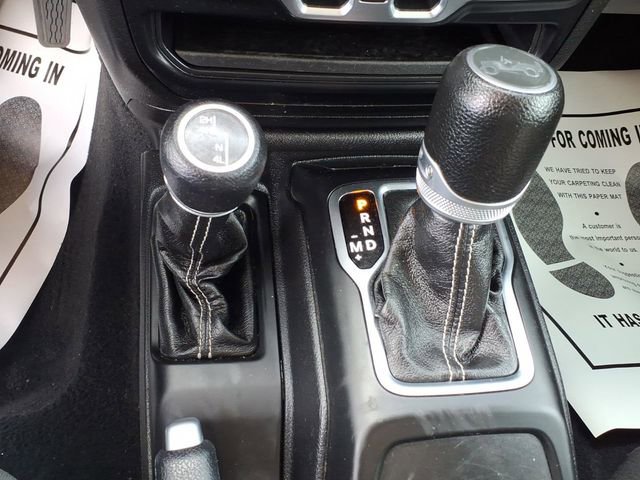 Used 2020 Jeep Wrangler Unlimited Sahara image 16