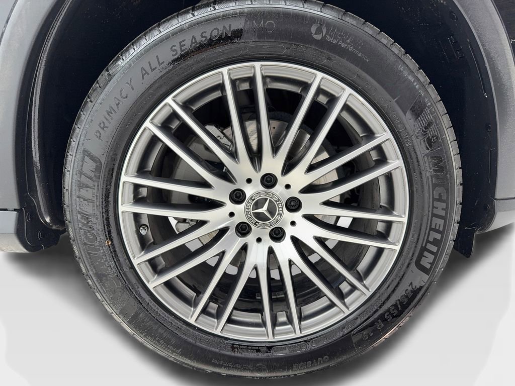 Used 2024 Mercedes-Benz GLC 300 4MATIC image 53