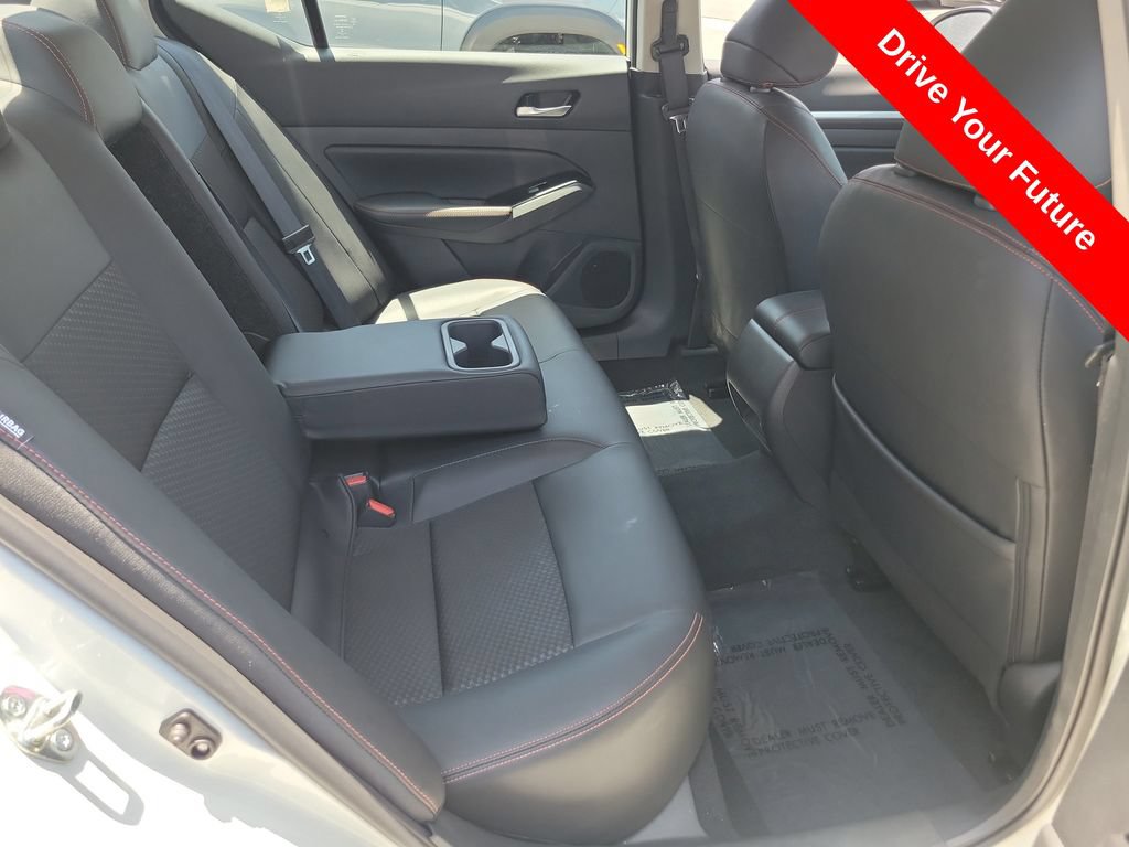 Used 2025 Nissan Altima 2.5 SR AWD/4WD image 21