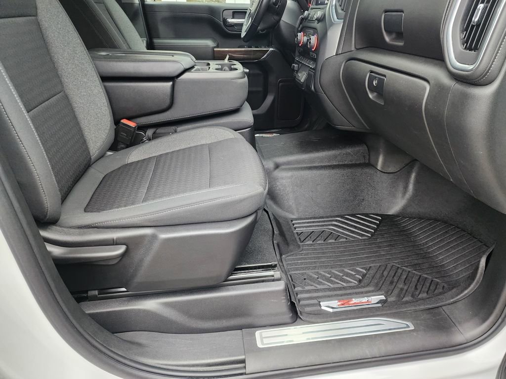 Certified 2022 Chevrolet Silverado 3500 LT w/ Convenience Package image 43