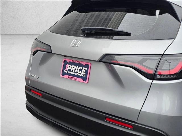 Used 2025 Honda HR-V LX image 12