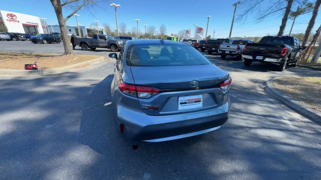 Used 2021 Toyota Corolla LE image 12