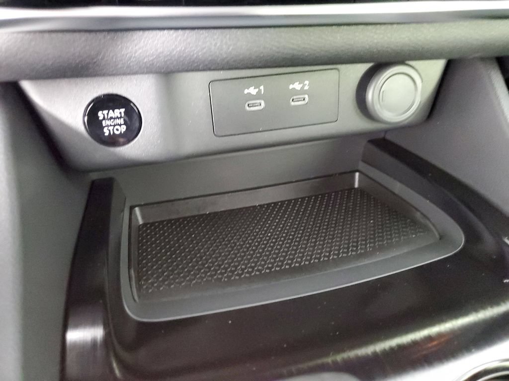 Used 2025 Nissan Rogue SV FWD image 19