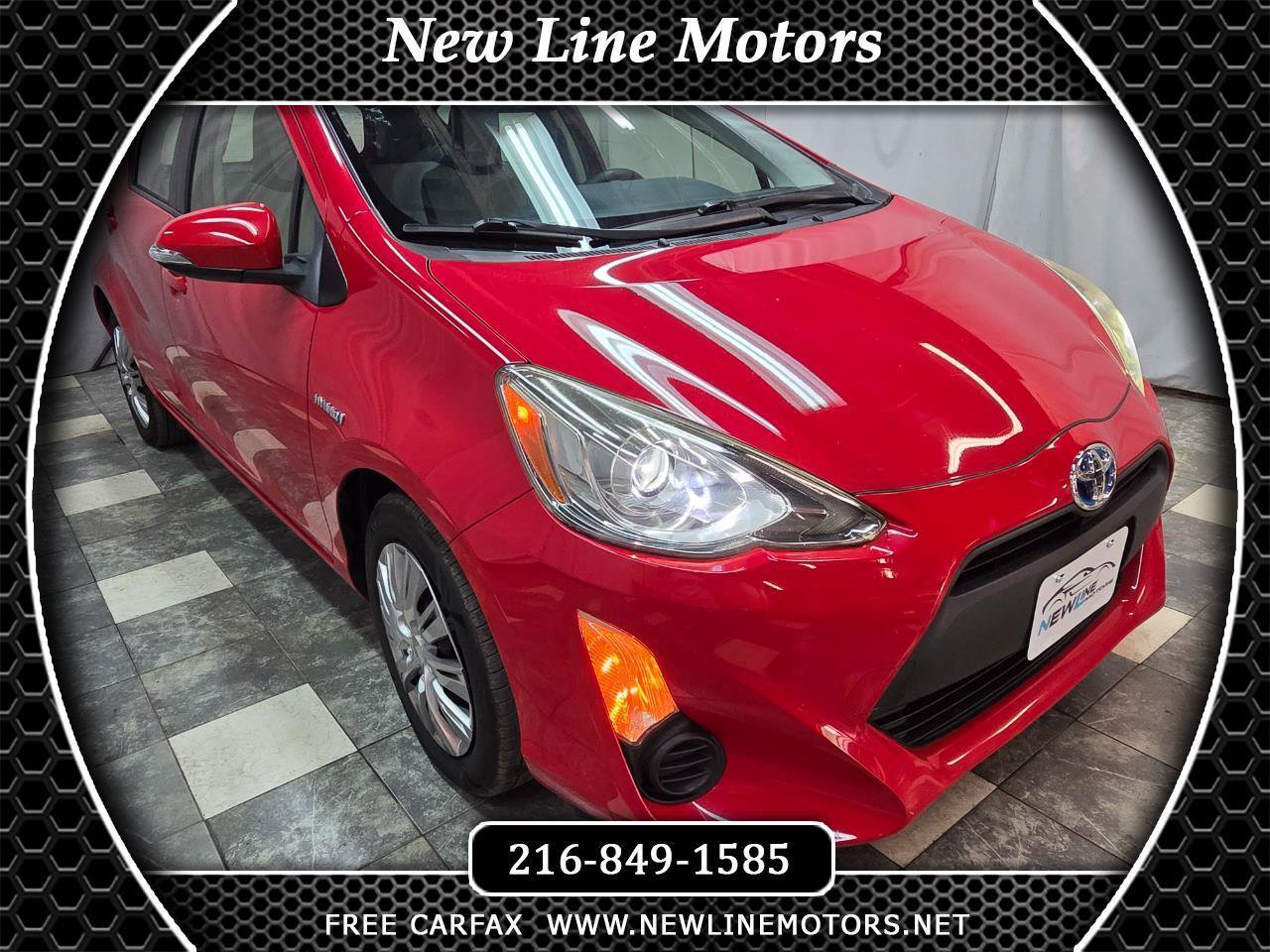 Used 2015 Toyota Prius C One FWD image 1