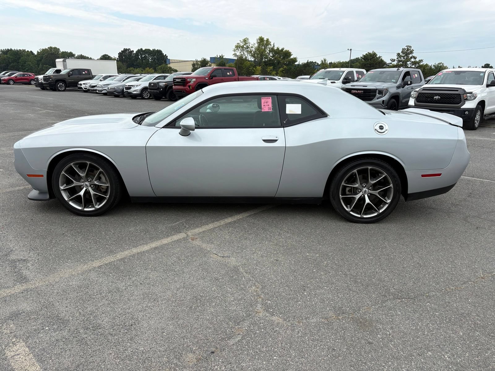 Used 2022 Dodge Challenger GT RWD image 6