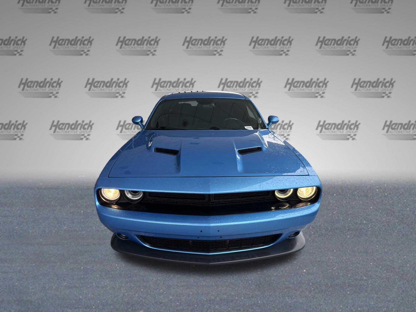 Used 2015 Dodge Challenger R/T Scat Pack RWD image 3