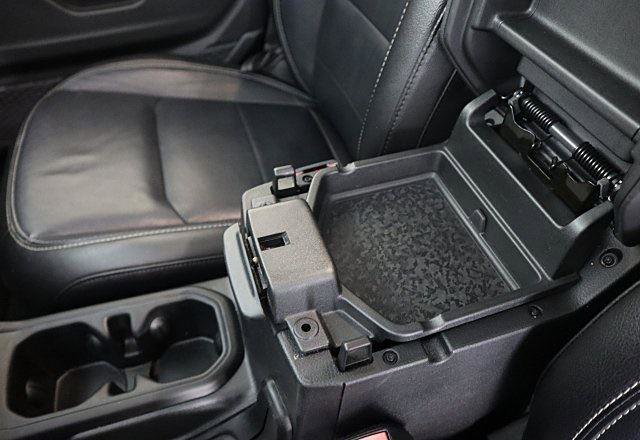 Used 2023 Jeep Wrangler Sahara w/ Cold Weather Group image 38