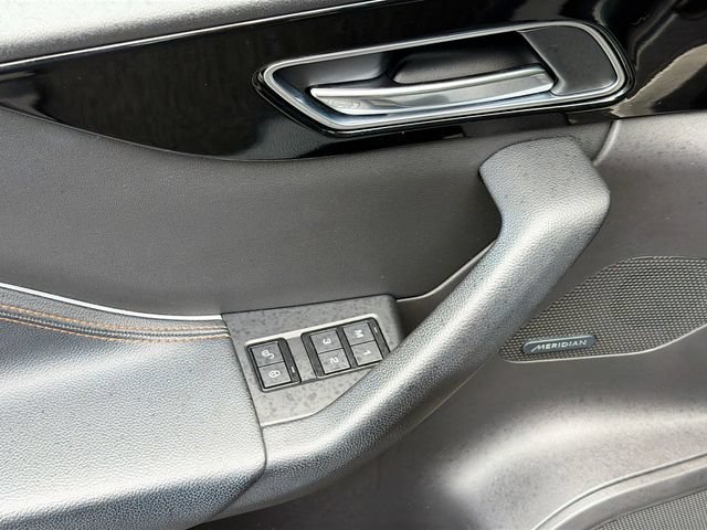 Used 2018 Jaguar F-PACE Prestige AWD/4WD image 19