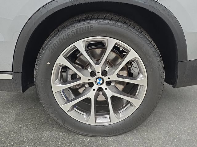 Certified 2024 BMW X5 xDrive40i w/ Premium Package AWD/4WD image 28