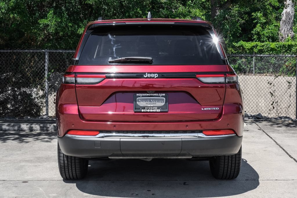 Used 2022 Jeep Grand Cherokee Limited RWD image 14