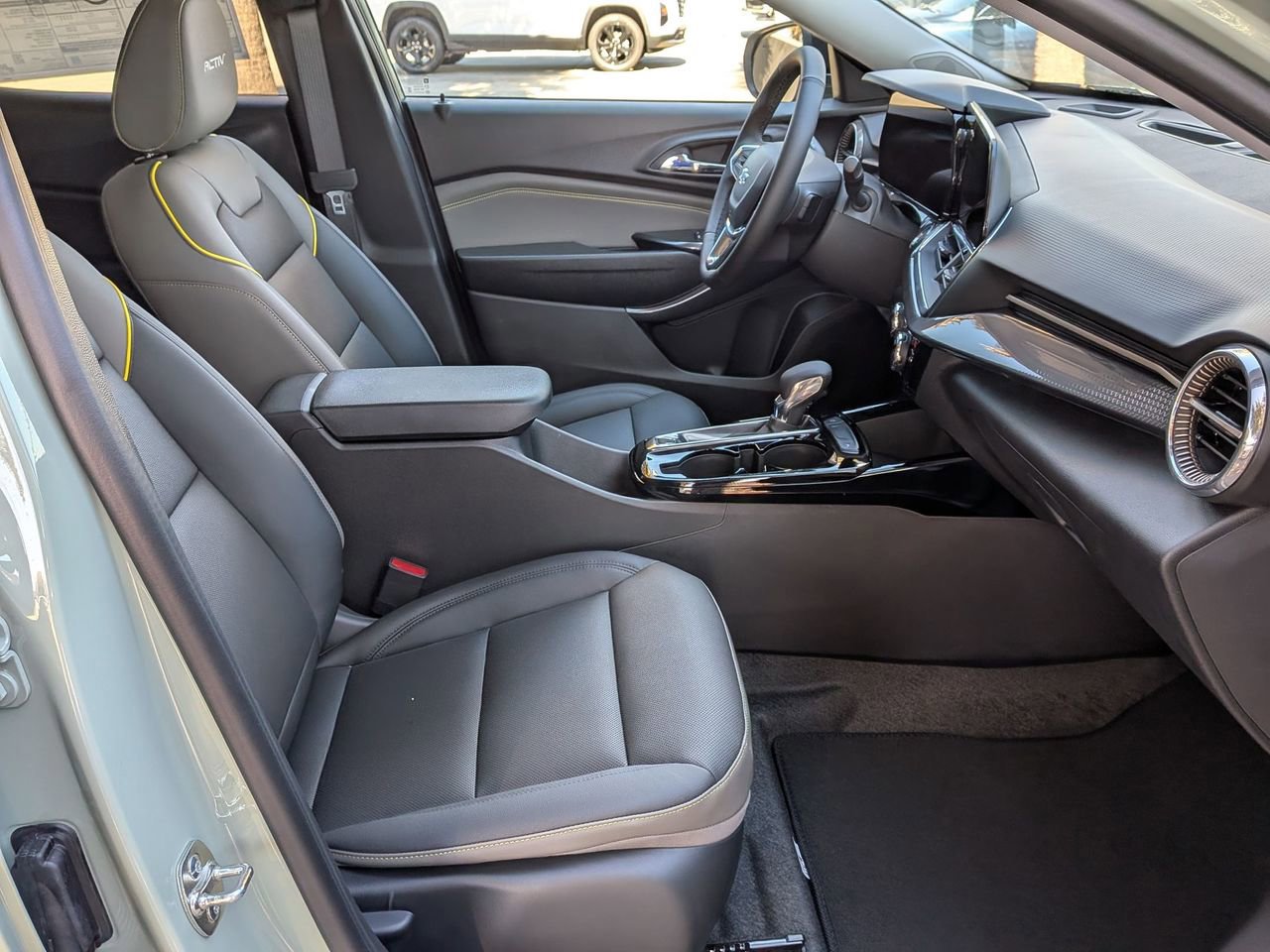 New 2026 Chevrolet Trax ACTIV w/ Driver Confidence Package image 23