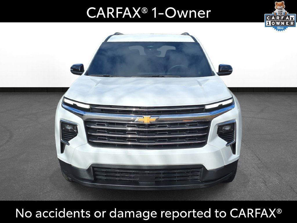 Used 2025 Chevrolet Traverse LT w/ LPO, Floor Liner Package AWD/4WD image 2
