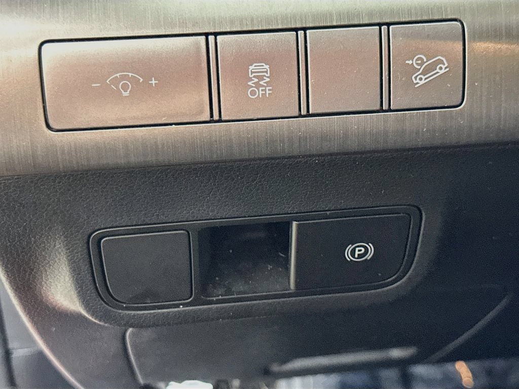 Used 2024 Hyundai Kona SEL FWD image 21