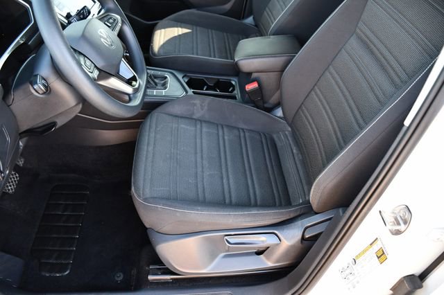 Used 2022 Volkswagen Tiguan S FWD image 16