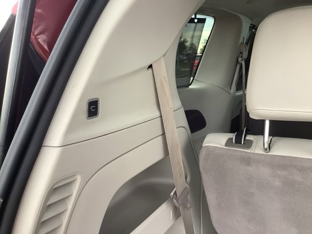 Used 2018 Chrysler Pacifica Touring-L Plus FWD image 9