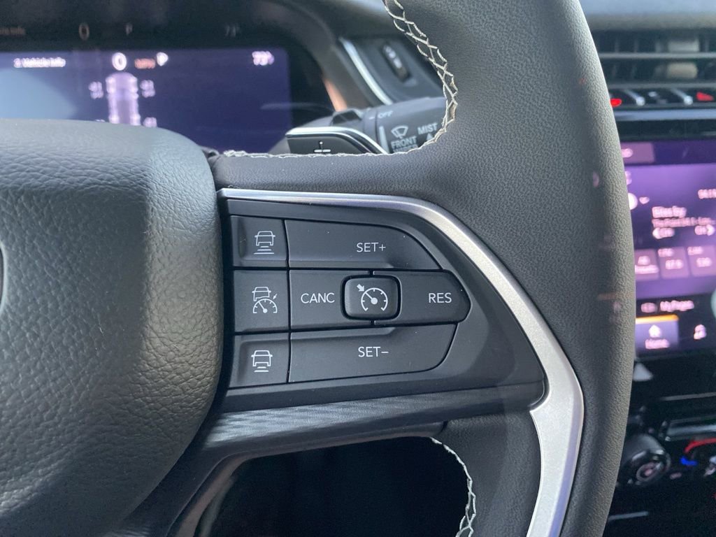 New 2025 Jeep Grand Cherokee Laredo w/ Trailer Tow Package image 24