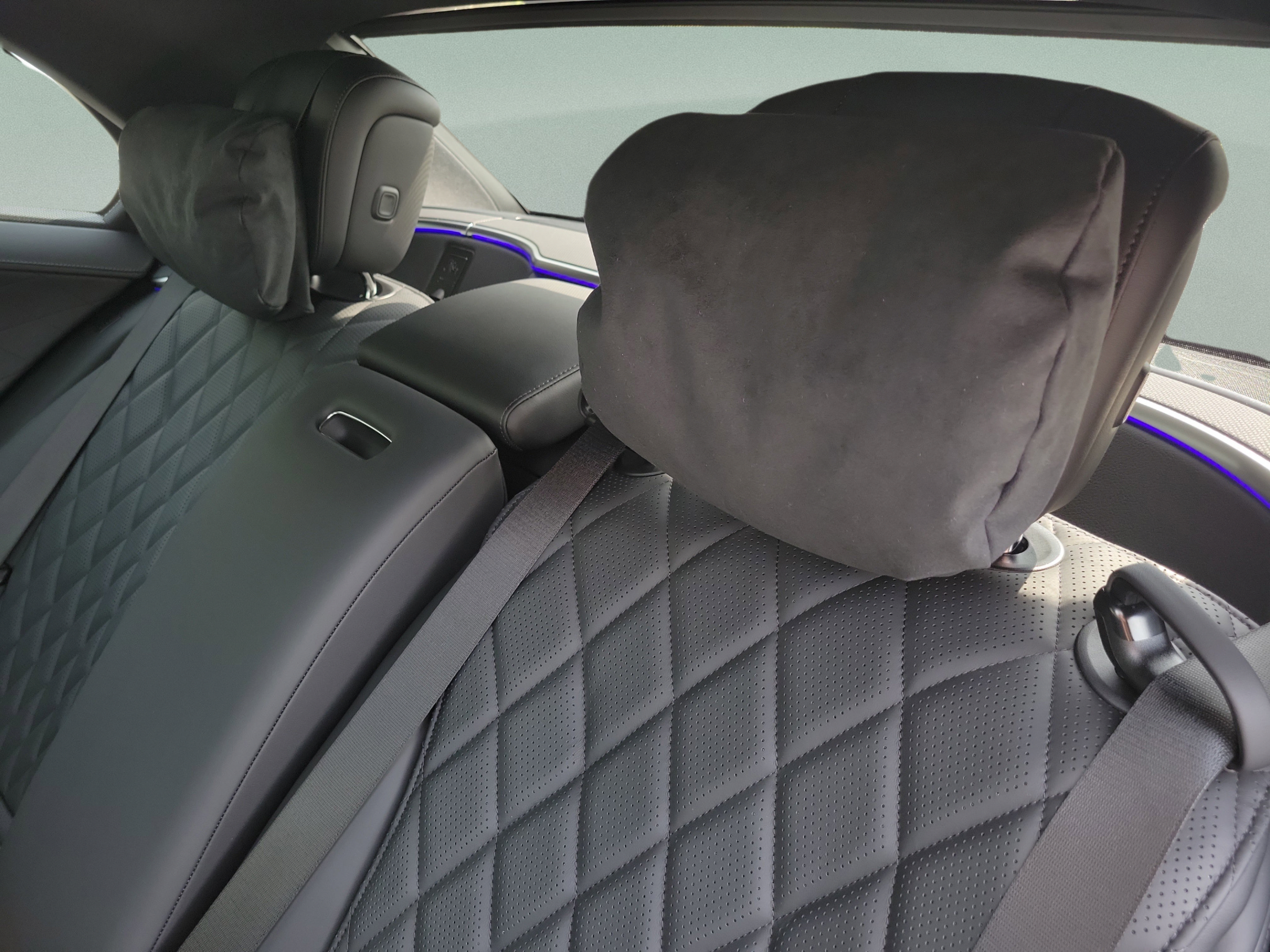 New 2026 Mercedes-Benz S 500 4MATIC image 9