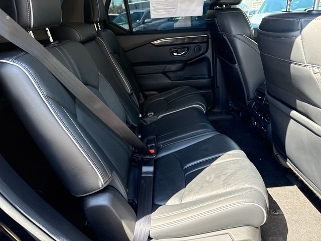 Used 2025 Honda Pilot Elite image 18