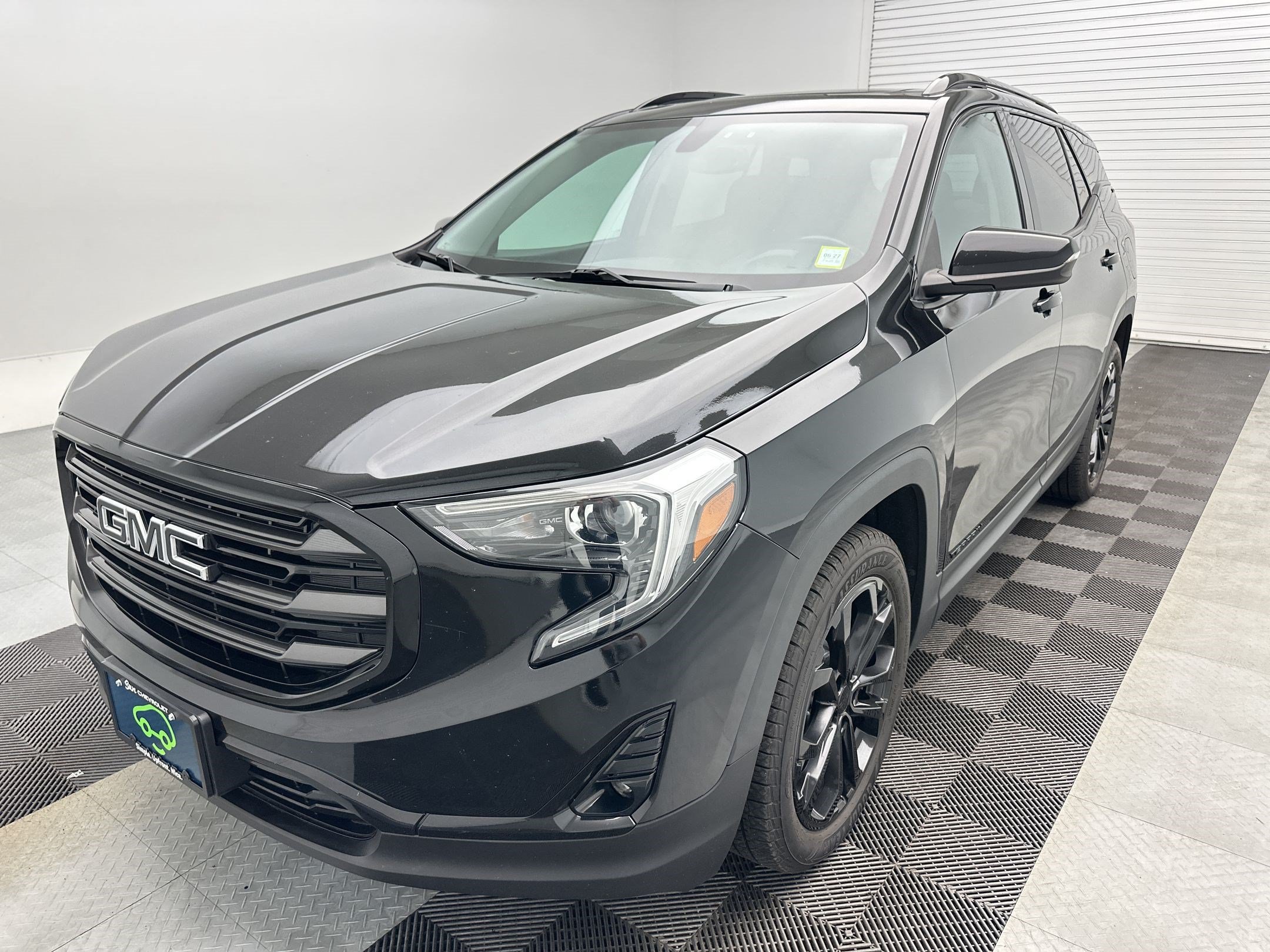 Certified 2019 GMC Terrain SLT w/ Preferred Package AWD/4WD image 21