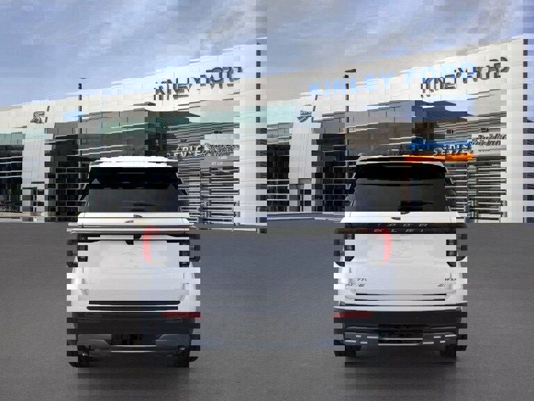 New 2025 Ford Explorer Active w/ Active Comfort Package image 12