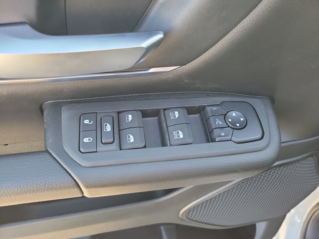 New 2027 RAM 1500 4x4 Crew Cab image 14