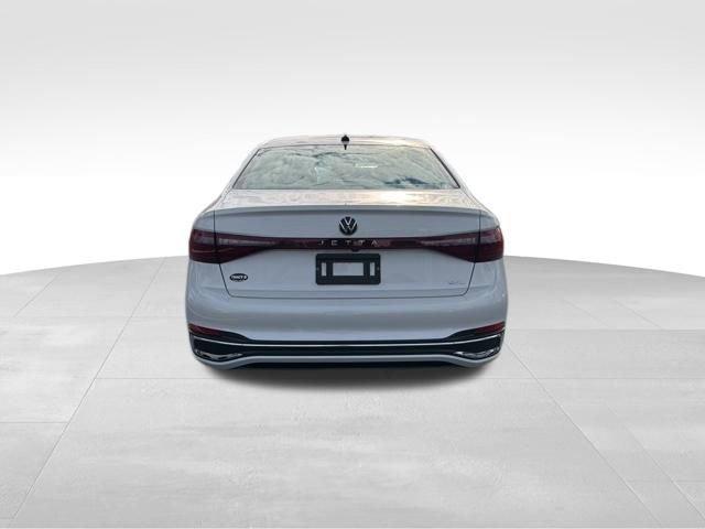 Certified 2025 Volkswagen Jetta SEL image 8