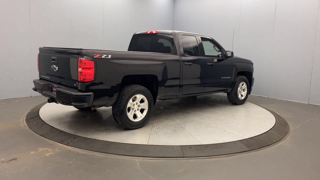 Used 2018 Chevrolet Silverado 1500 LT w/ All Star Edition AWD/4WD image 5