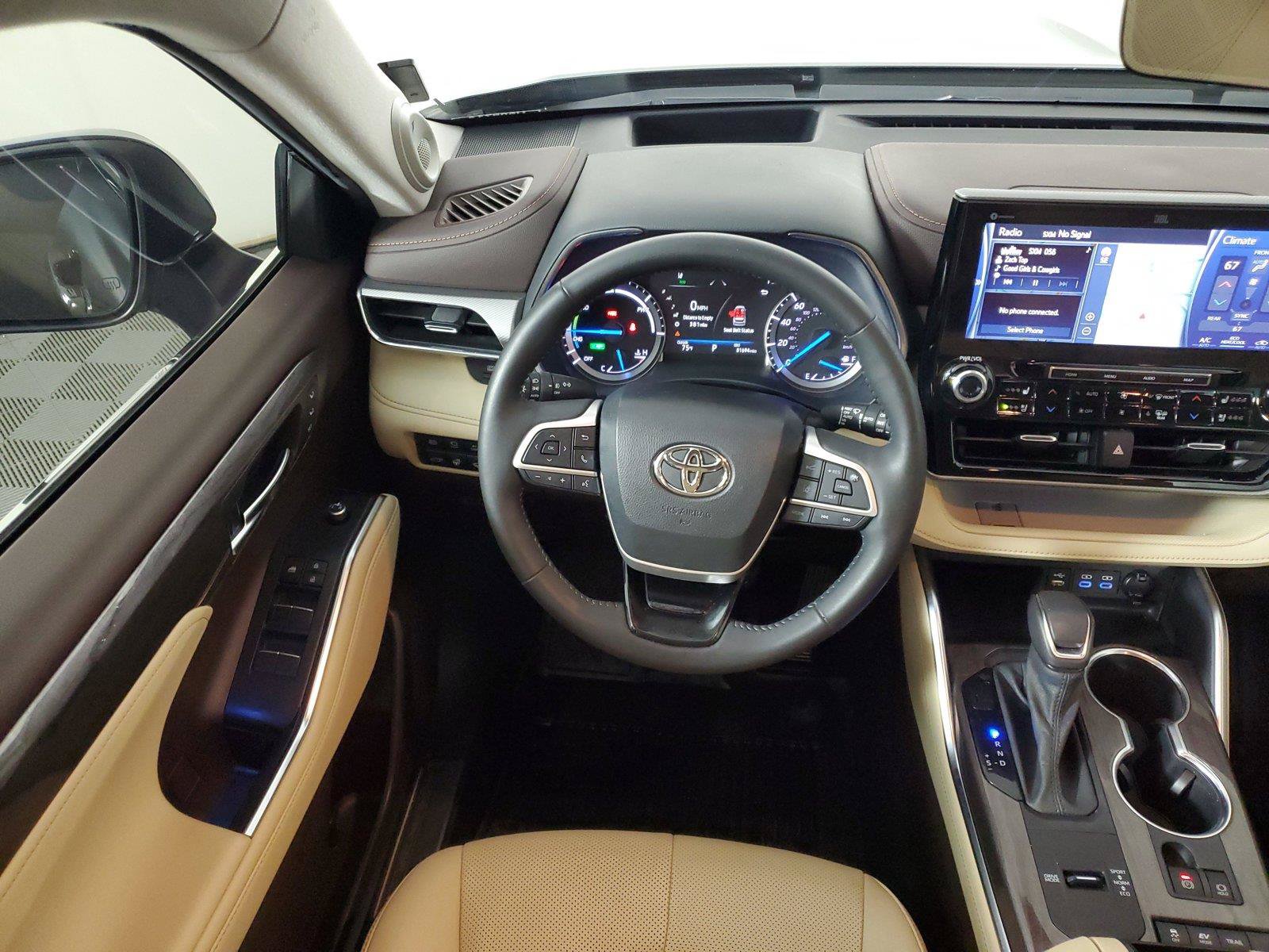 Used 2022 Toyota Highlander Platinum AWD/4WD image 14
