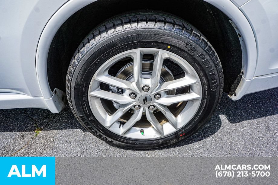 Used 2024 Dodge Durango GT RWD image 17