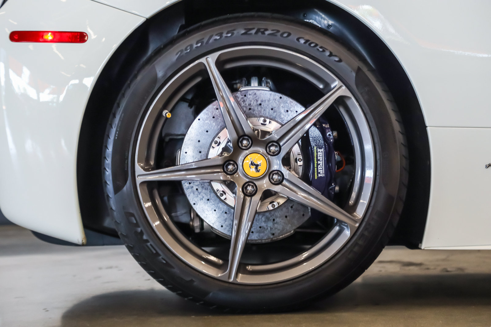 Used 2015 Ferrari 458 Spider RWD image 21