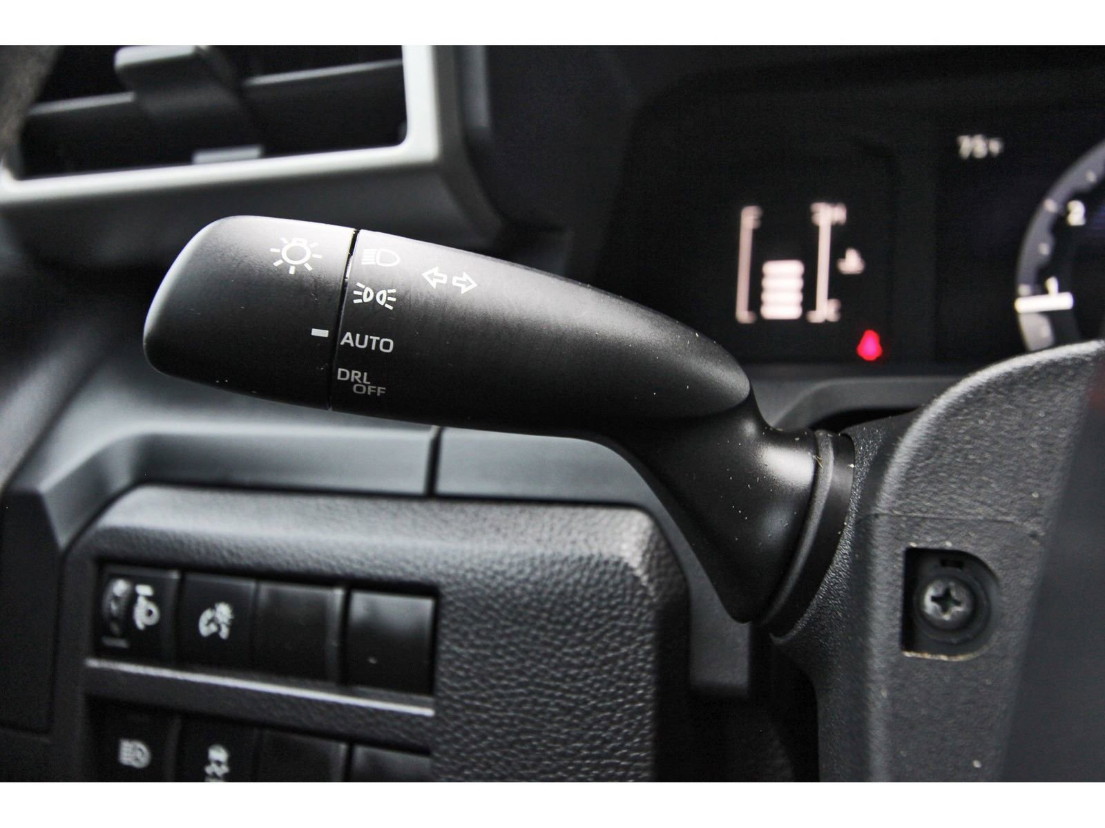 Used 2024 Toyota Tacoma SR RWD image 20