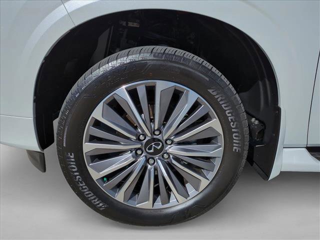 Used 2025 INFINITI QX80 Sensory w/ Exterior Package image 27