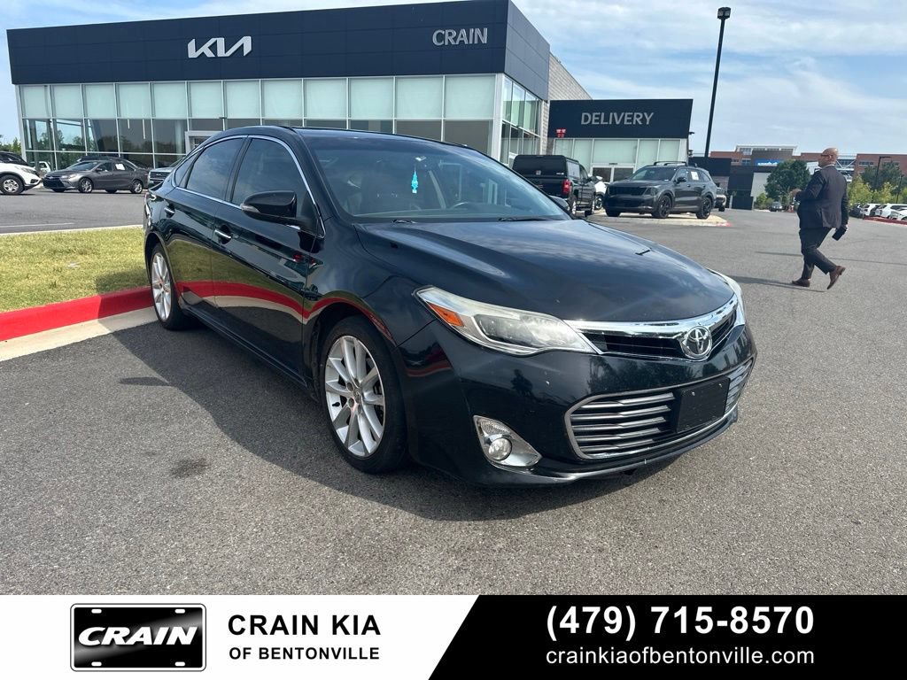 Used 2013 Toyota Avalon XLE Touring FWD image 1