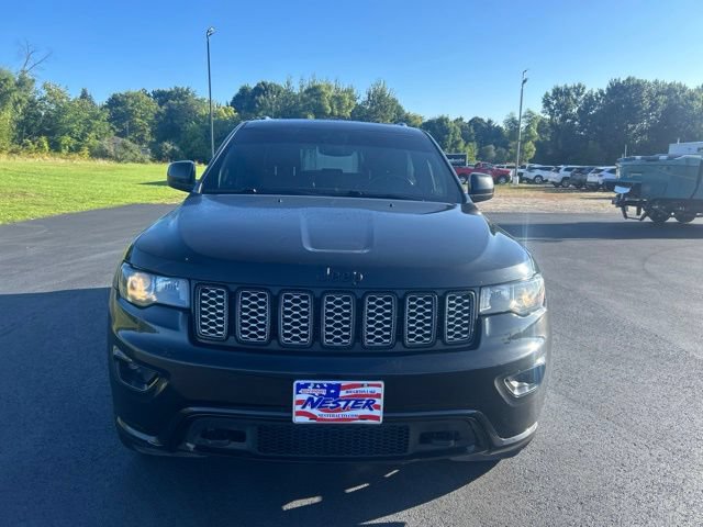 Used 2020 Jeep Grand Cherokee Altitude AWD/4WD image 8