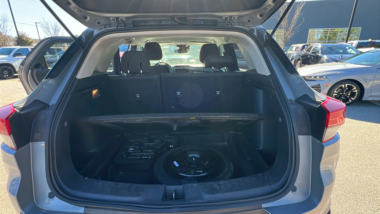 Used 2023 Chevrolet TrailBlazer LT w/ Convenience Package image 13