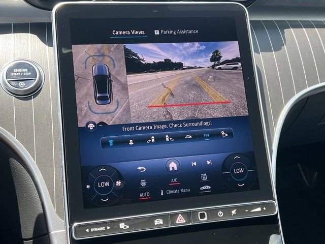 Used 2024 Mercedes-Benz C 300 Sedan image 25