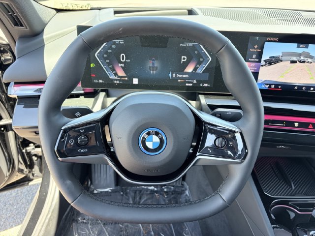 Certified 2026 BMW i5 eDrive40 w/ Premium Package RWD image 25