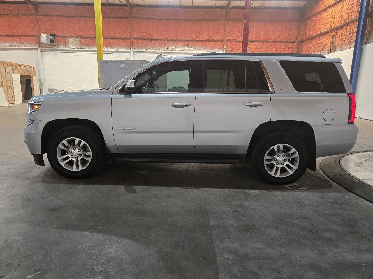 Used 2017 Chevrolet Tahoe LT RWD image 4