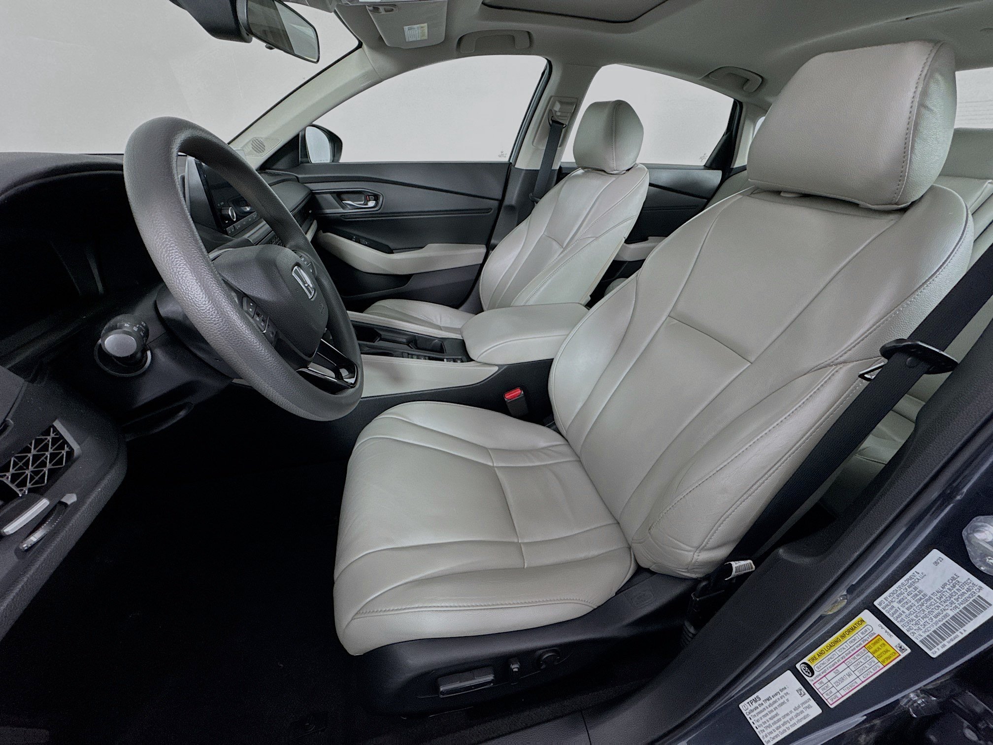 Certified 2023 Honda Accord EX image 20