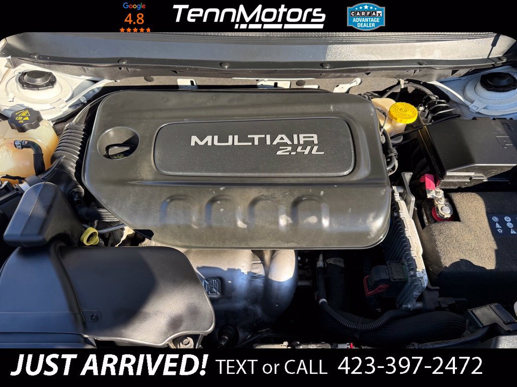 Used 2015 Jeep Cherokee Latitude w/ Comfort/Convenience Group FWD image 16